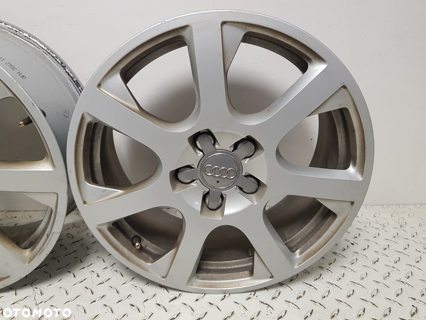 ALUFELGA FELGA ALUMINIOWA AUDI Q5 I 1 08-16 7.0 x 17r 5x112 ET37 8R0 8R0601025D - 7