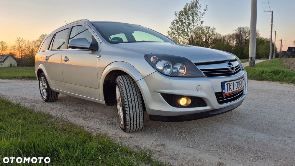 Opel Astra 1.4 Edition 111 Jahre - 15