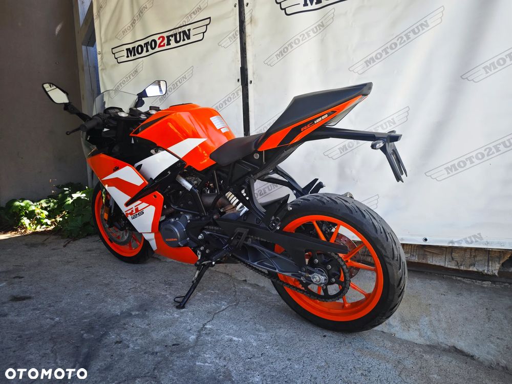 KTM RC 125 - 6