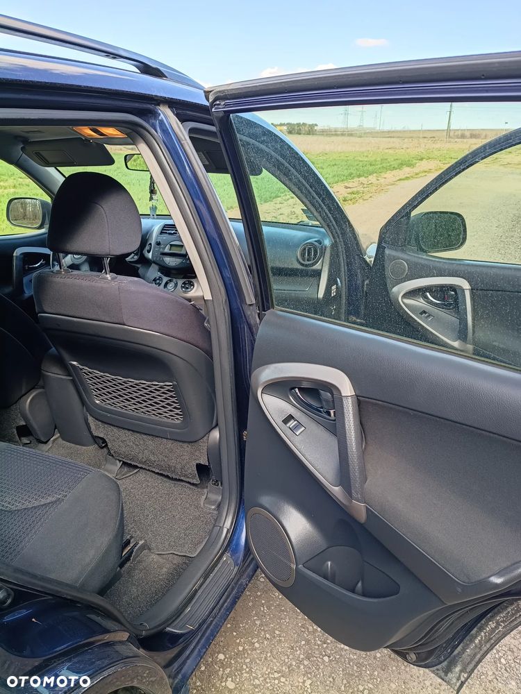 Toyota RAV4 2.2 D-CAT 4x4 Executive - 9