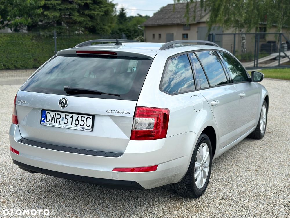Skoda Octavia 1.6 TDI Elegance - 8