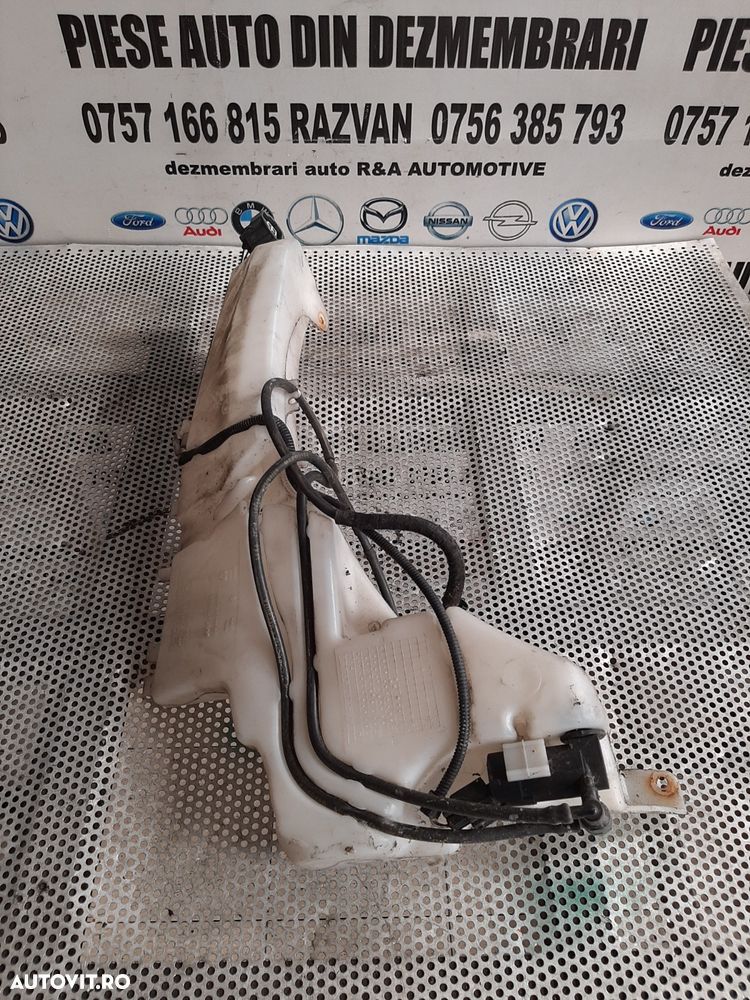Bidonas Vas Lichid Parbriz Stropgel Ford Focus 2 Dezmembrez Ford Focus 2 Facelift 1.6 Tdci Euro 5 M - 3