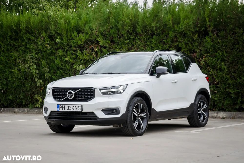 Volvo XC 40 D4 AWD Geartronic R-Design - 3