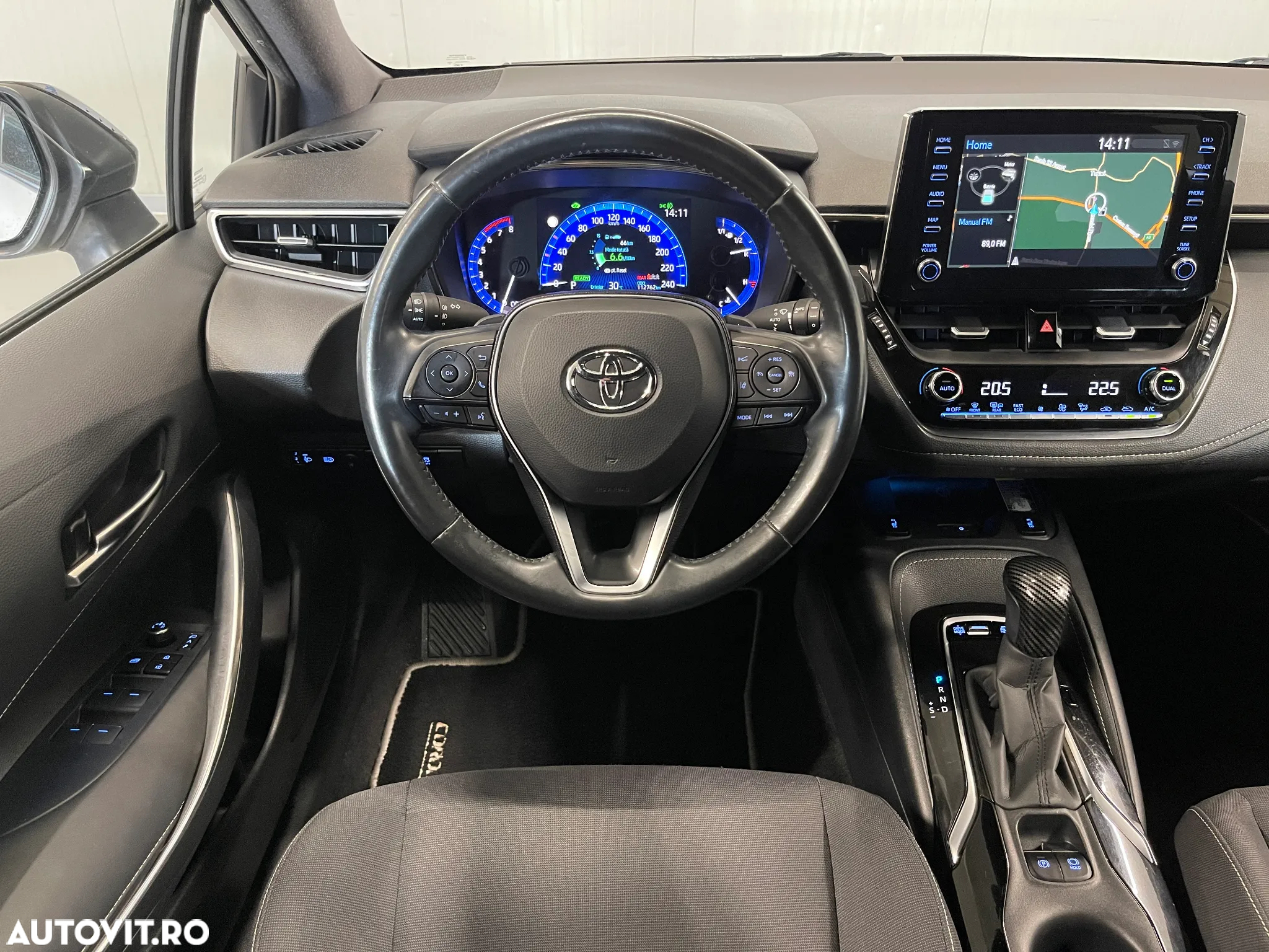 Toyota Corolla 2.0 Hybrid Business Edition - 6