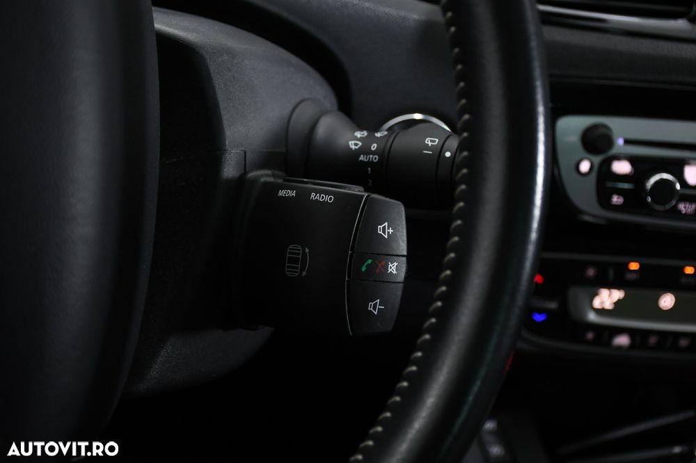 Renault Grand Scenic ENERGY dCi 130 Start & Stop Bose Edition - 24