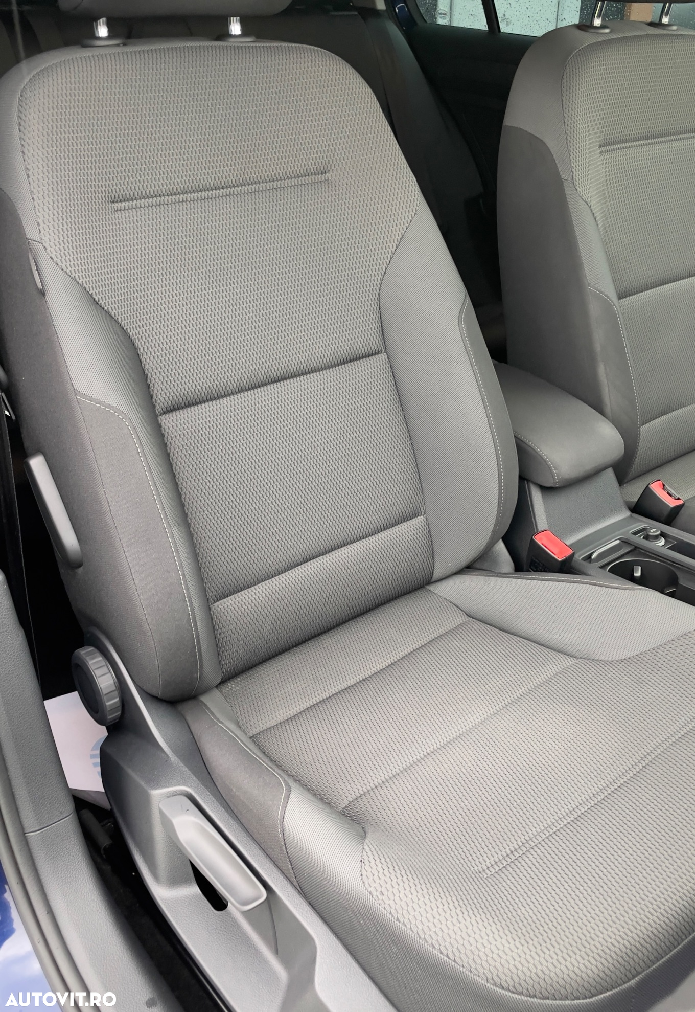Volkswagen Golf 2.0 BlueTDI DSG Comfortline - 18