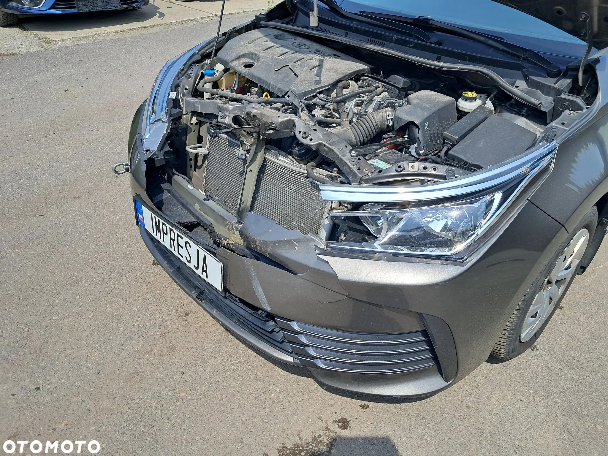 Toyota Corolla - 12