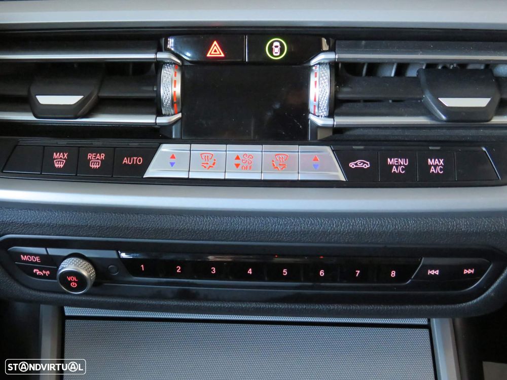 BMW 318 d Line Sport Auto - 46