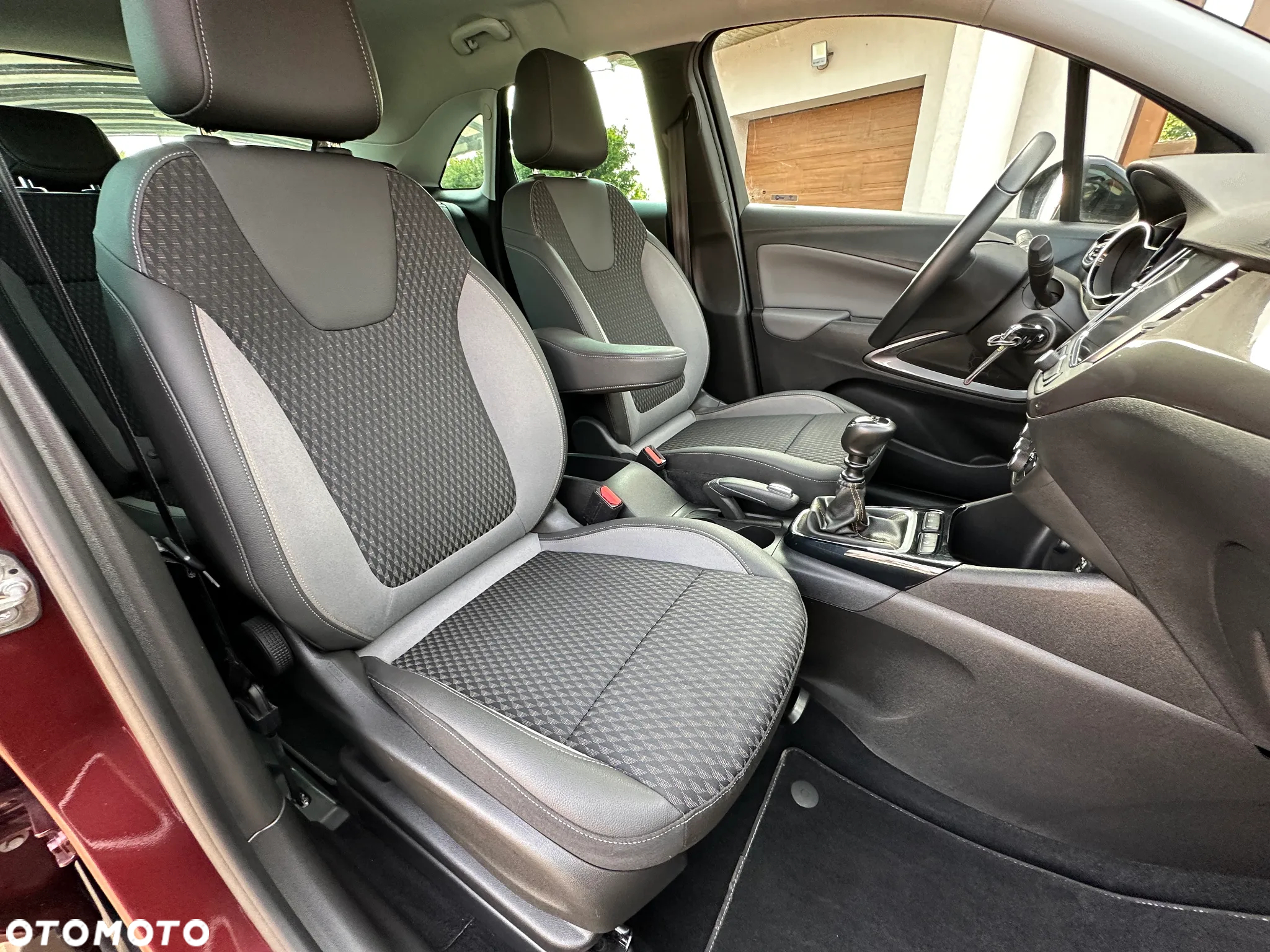 Opel Crossland X 1.2 Start/Stop Limited Edition - 24