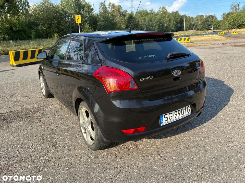 Kia ProCeed - 5