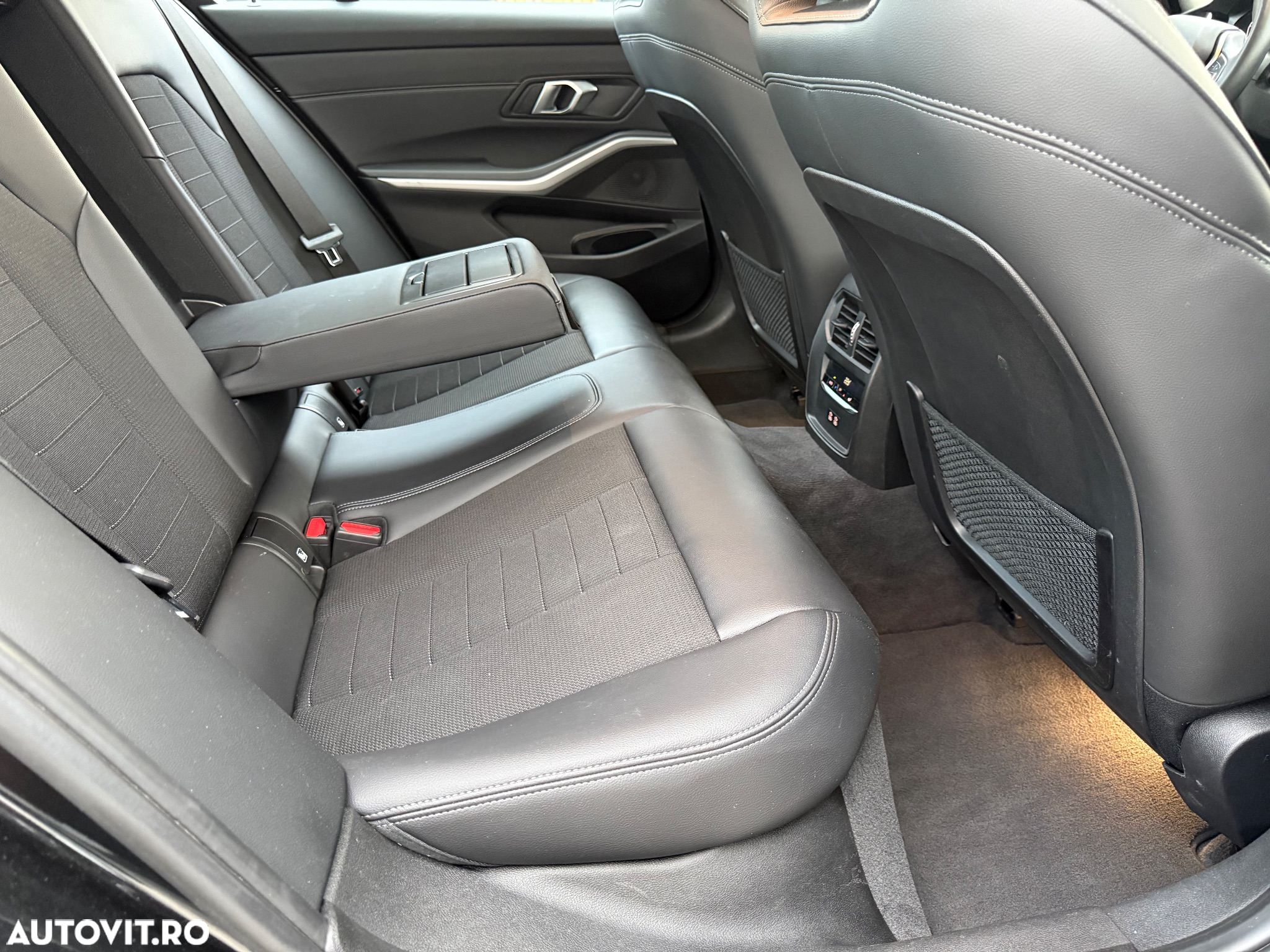 BMW Seria 3 330d Aut. Sport Line - 18