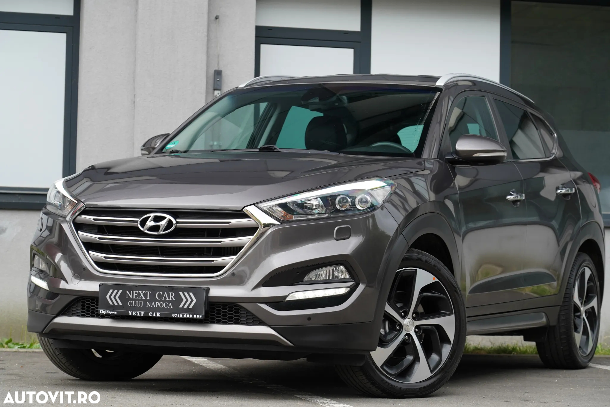 Hyundai Tucson 1.6 T-GDi 4WD 6MT Premium - 2