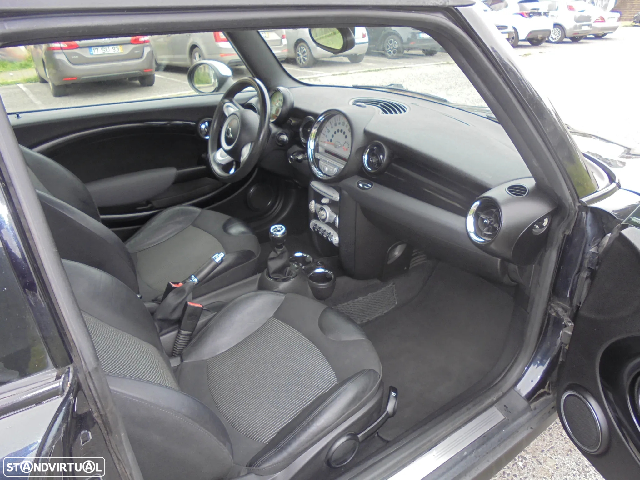 MINI 3 Portas Cooper 50 Mayfair - 10
