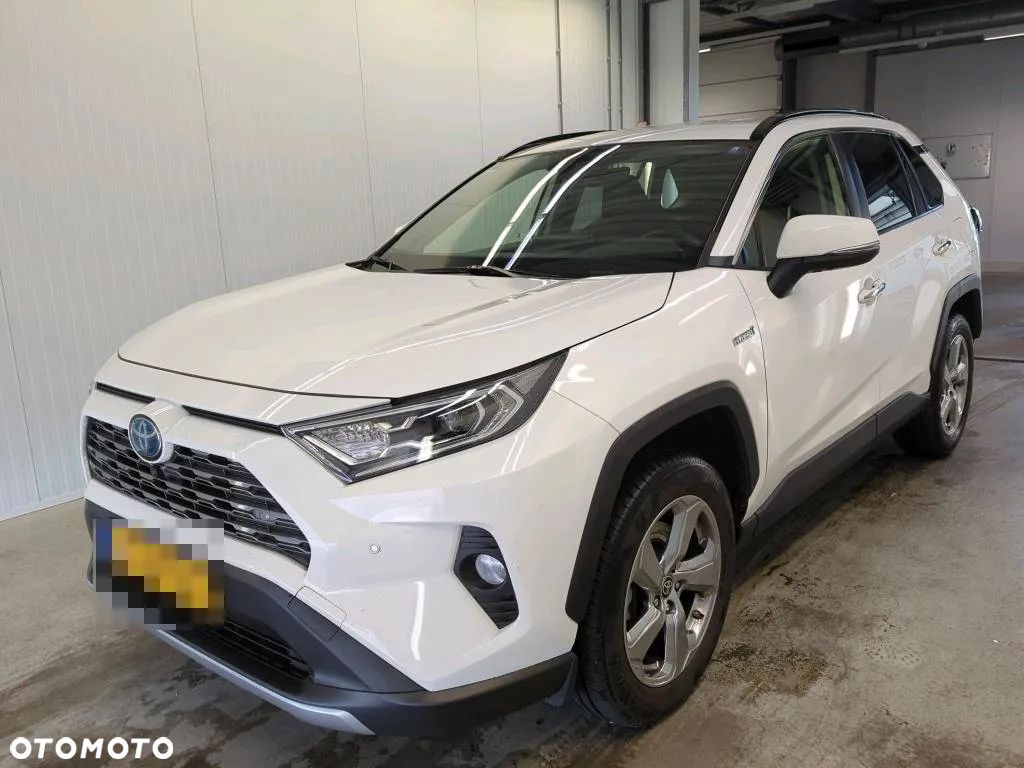 Toyota RAV4 - 1
