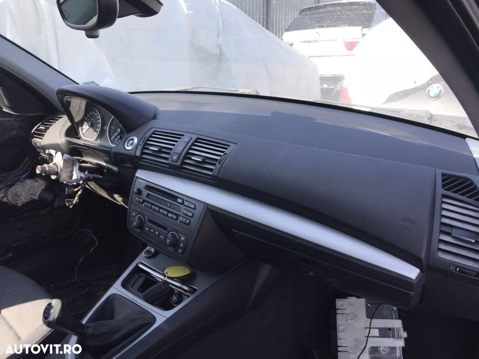 Plansa bord bmw seria 1 e87 2005 - 2