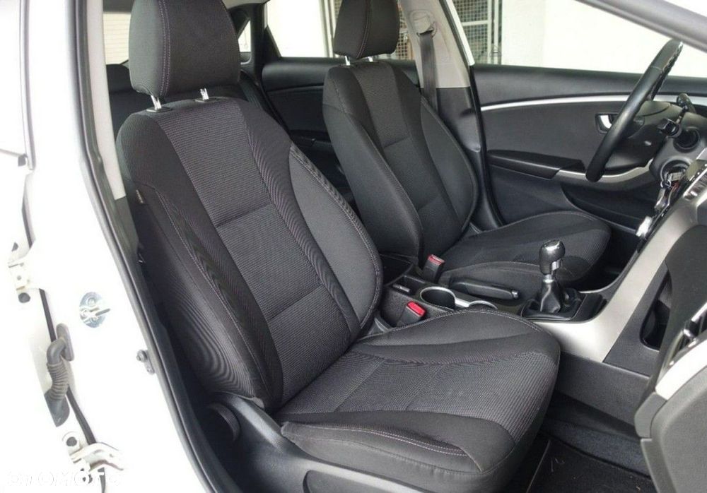Hyundai i30 - 18