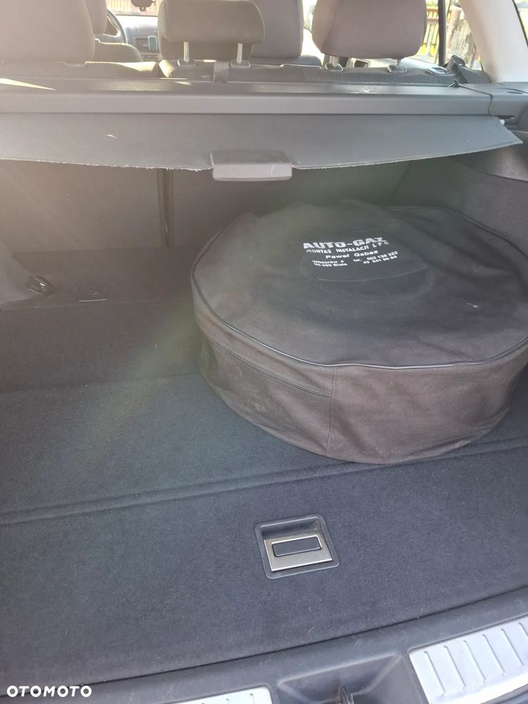 Toyota Avensis - 19