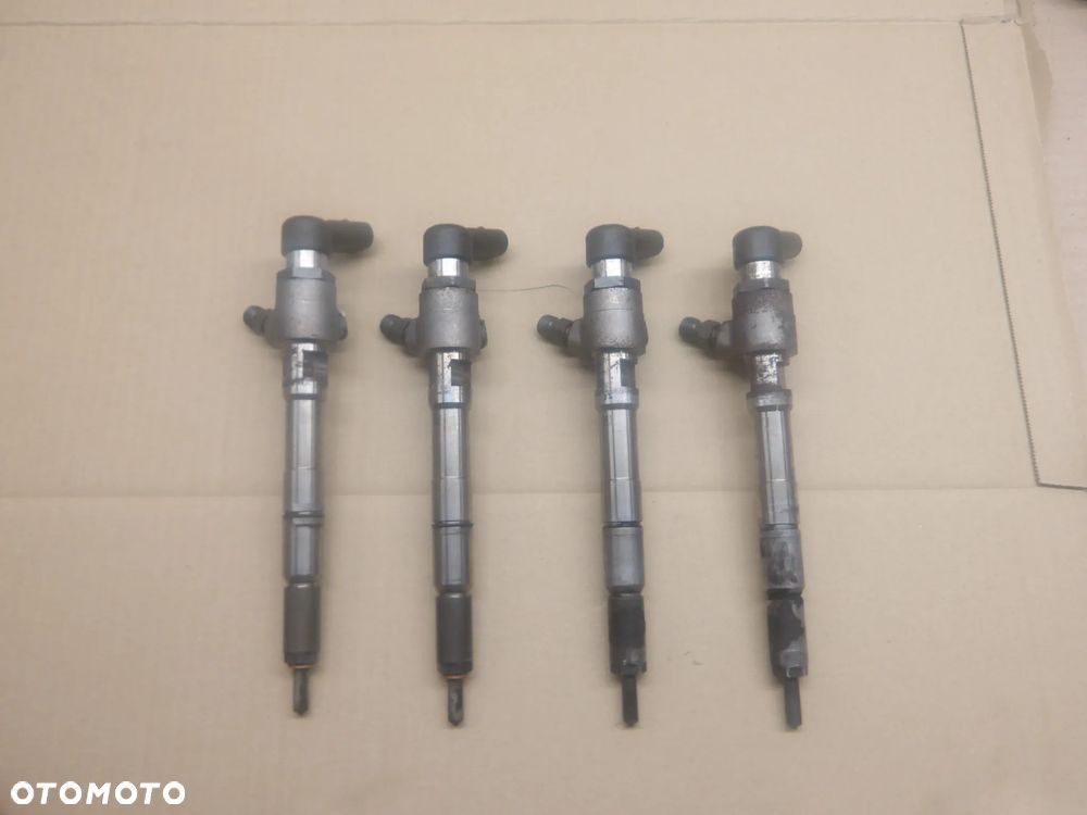 SKODA OCTAVIA II LIFT KOMBI 1.6TDI WTRYSK WTRYSKIWACZ 03L130277B - 3