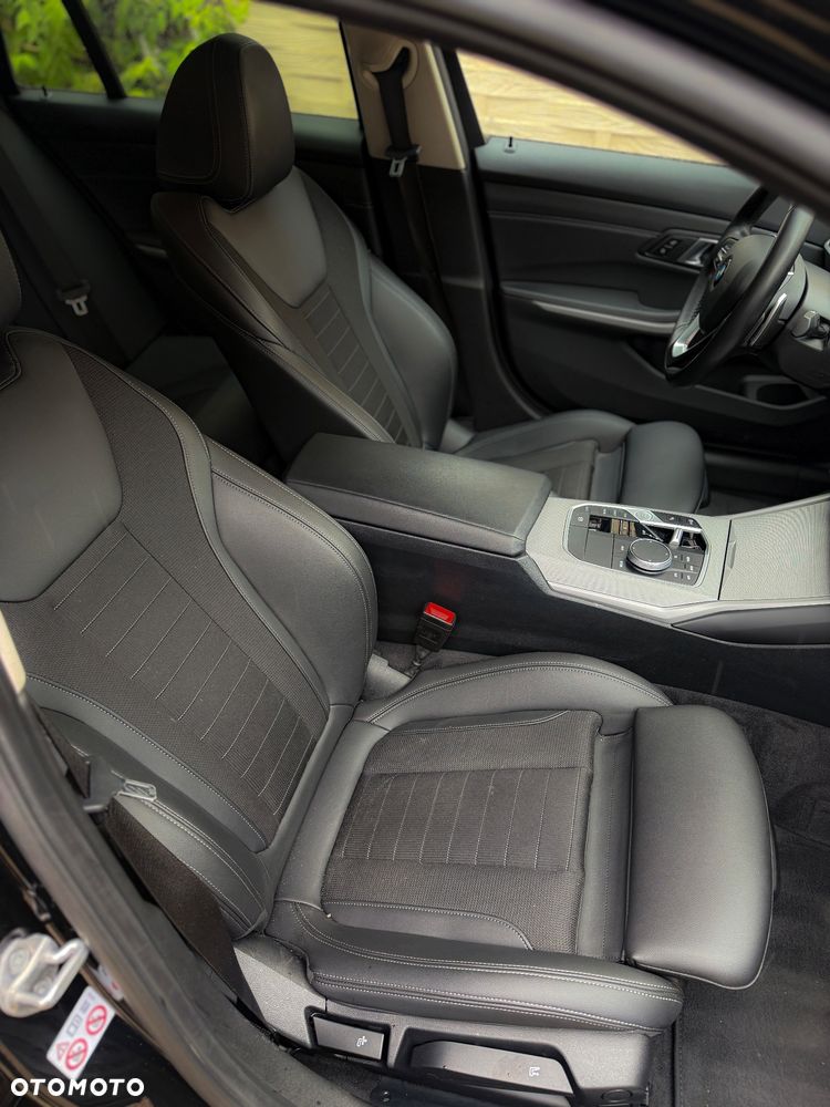 BMW Seria 3 318d Edition Luxury Line Purity - 11