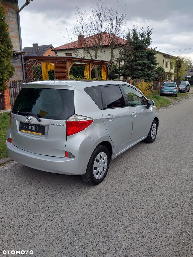 Toyota Verso S 1.4 D-4D - 6
