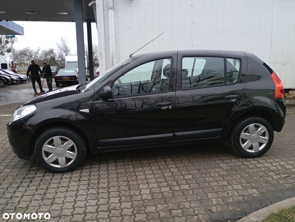 Dacia Sandero 1.2 16V 75 Live II - 7