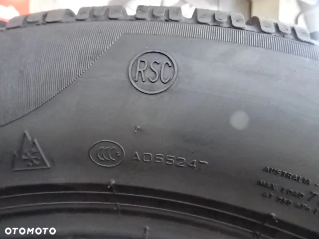 225/60/R17 99H RSC PIRELLI WINTER SOTTO ZERO 3 - 9
