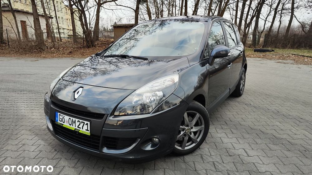 Renault Scenic 1.6 16V 110 TomTom Edition - 1