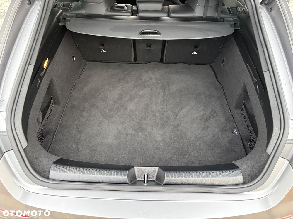 Mercedes-Benz CLA AMG 35 4-Matic 7G-DCT - 33