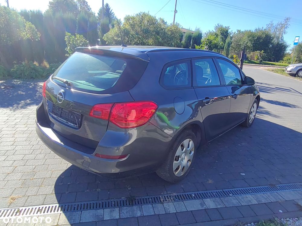 Opel Astra 1.7 CDTI DPF Active - 9