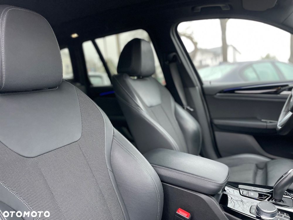 BMW X3 xDrive20d xLine - 25