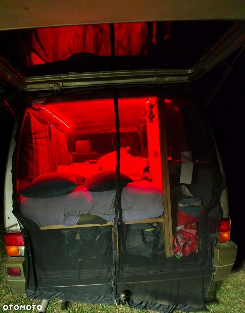 Volkswagen Transporter - 18