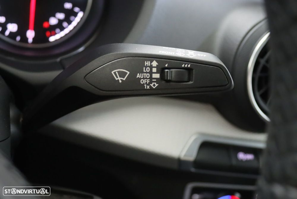 Audi Q2 30 TFSI - 17