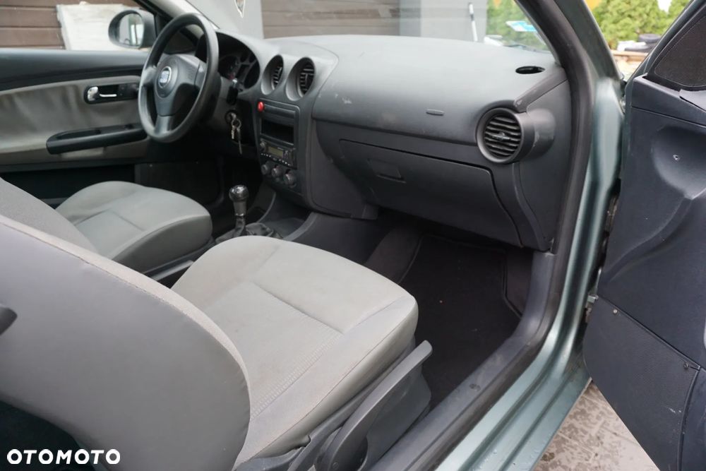 Seat Ibiza 1.2 12V Signo - 12