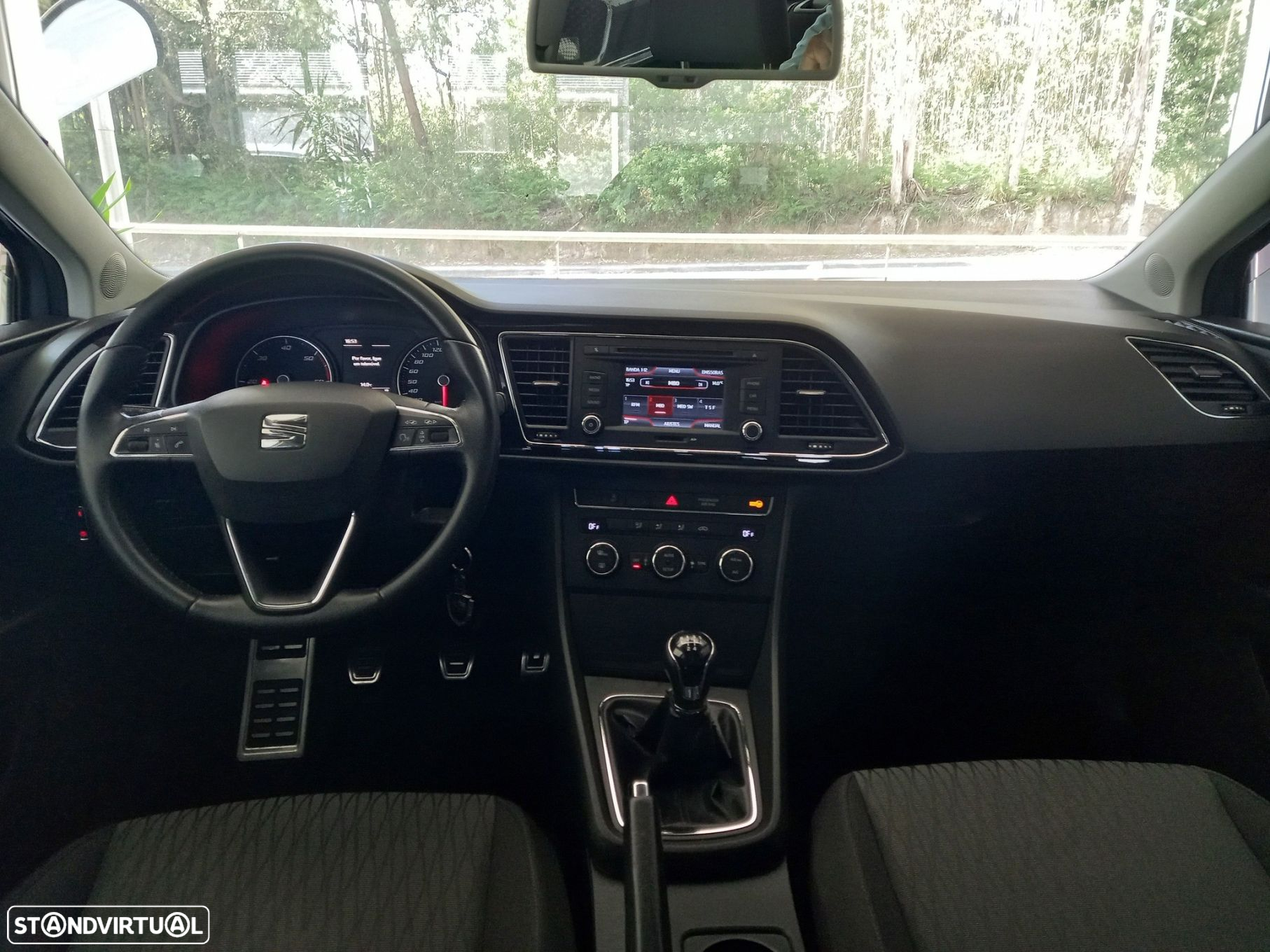 SEAT Leon ST 1.6 TDI Style Ecomotive - 12
