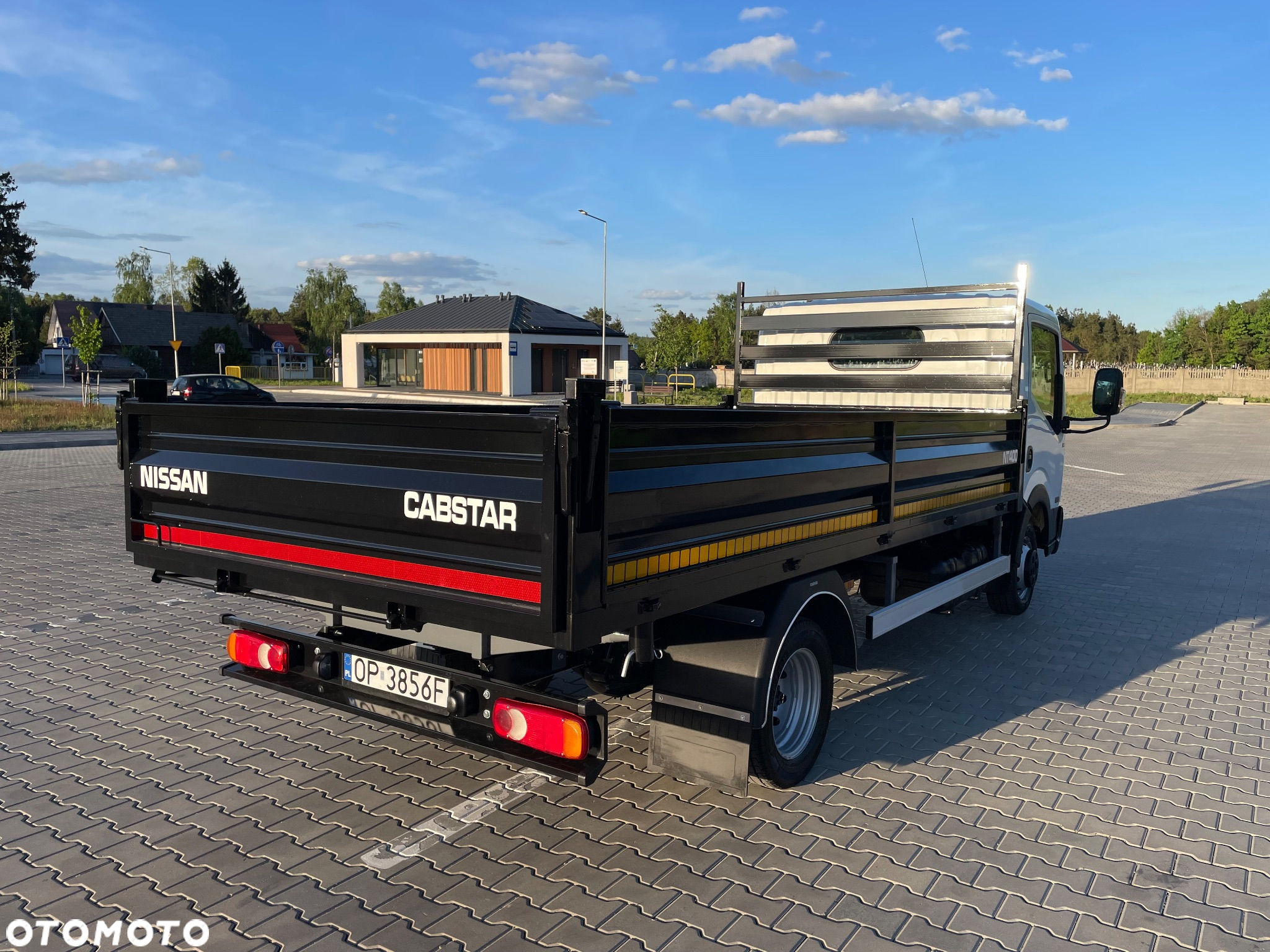 Nissan Cabstar - 10