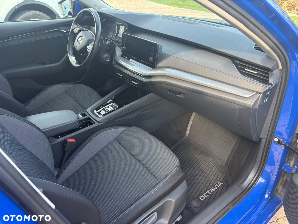 Skoda Octavia 1.5 TSI mHEV Drive Selection DSG - 18