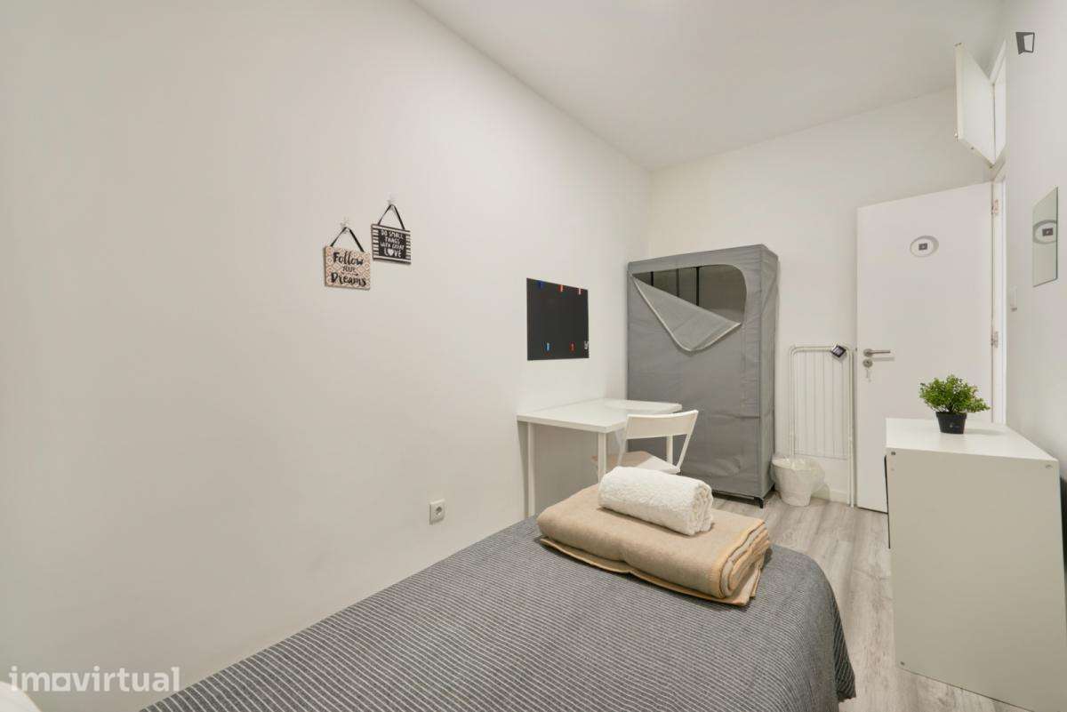 Quarto - localizado em Arroios Lisbon - Grande imagem: 4/33