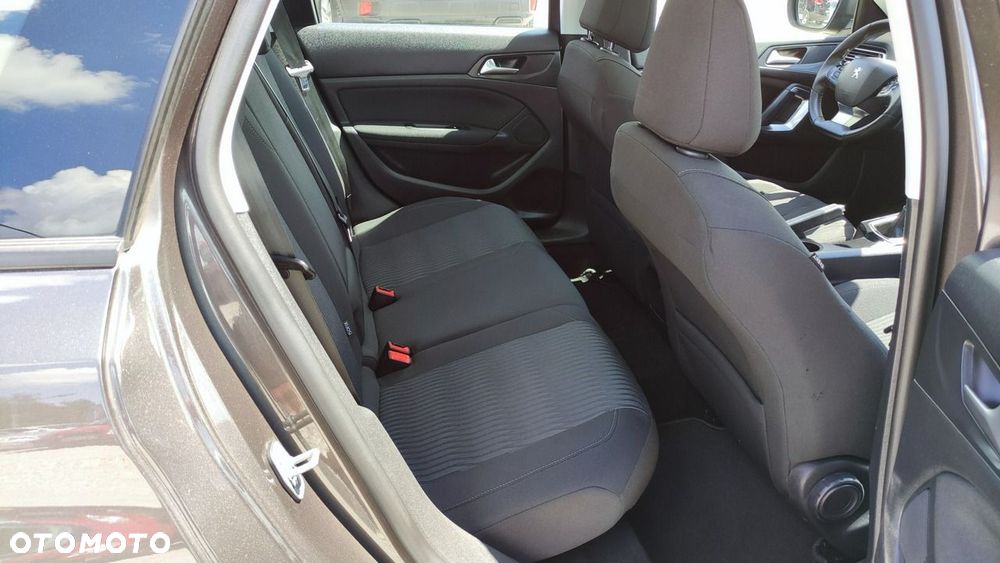 Peugeot 308 - 23