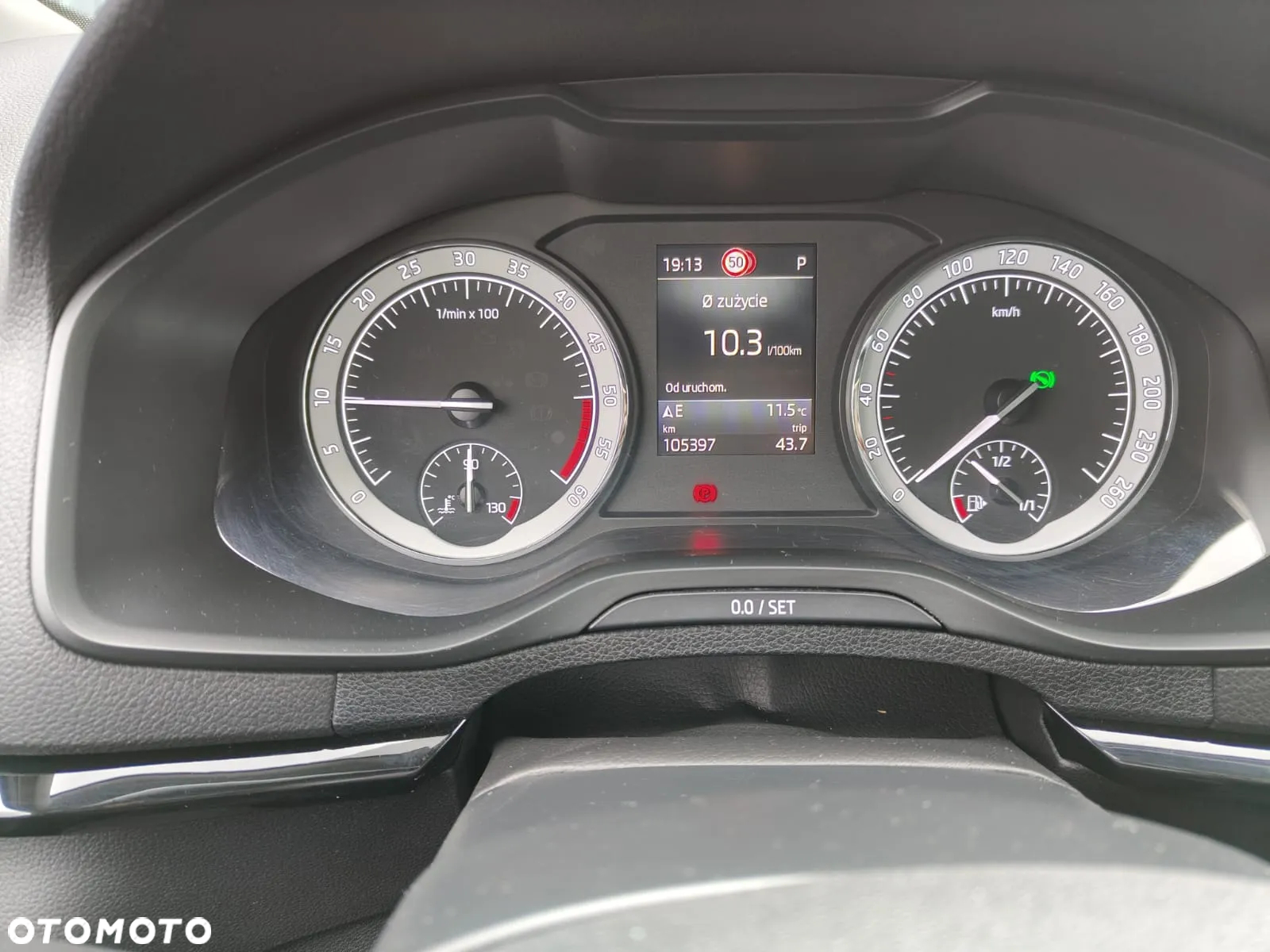 Skoda Karoq 2.0 TDI SCR 4x4 Style DSG - 14