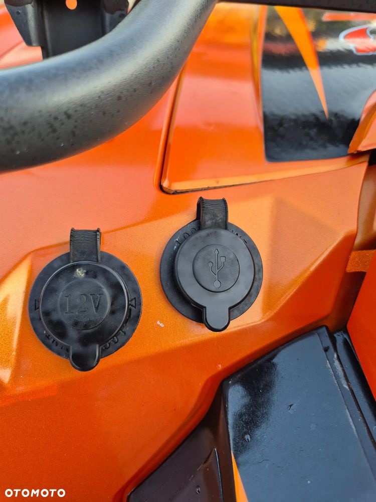CFMoto CForce - 12