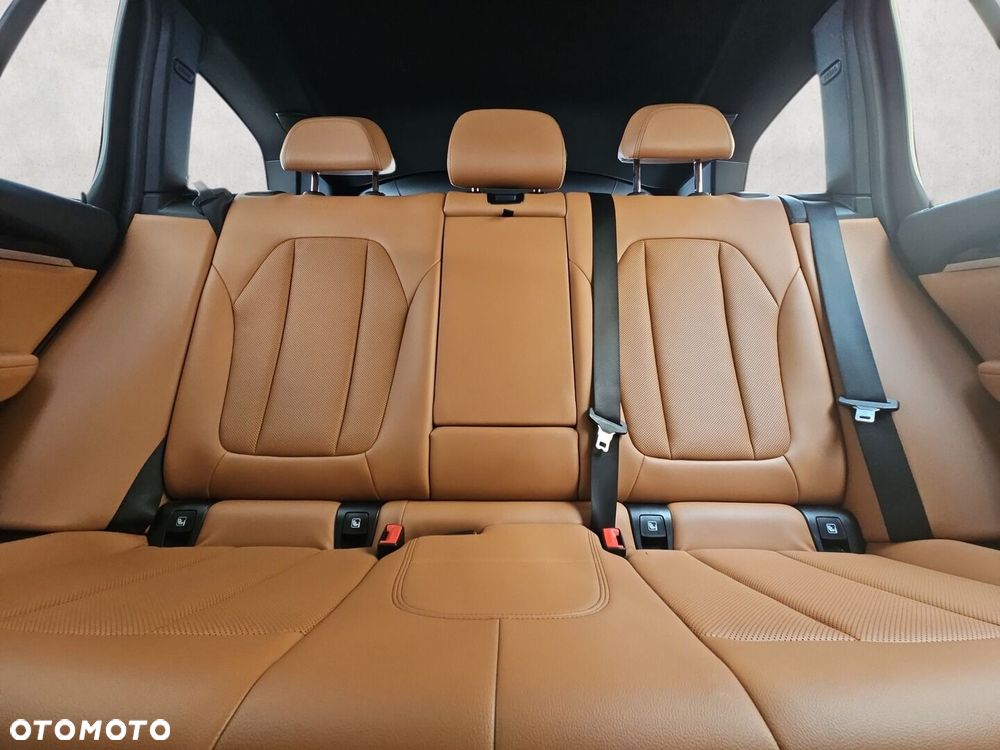 BMW X3 - 25