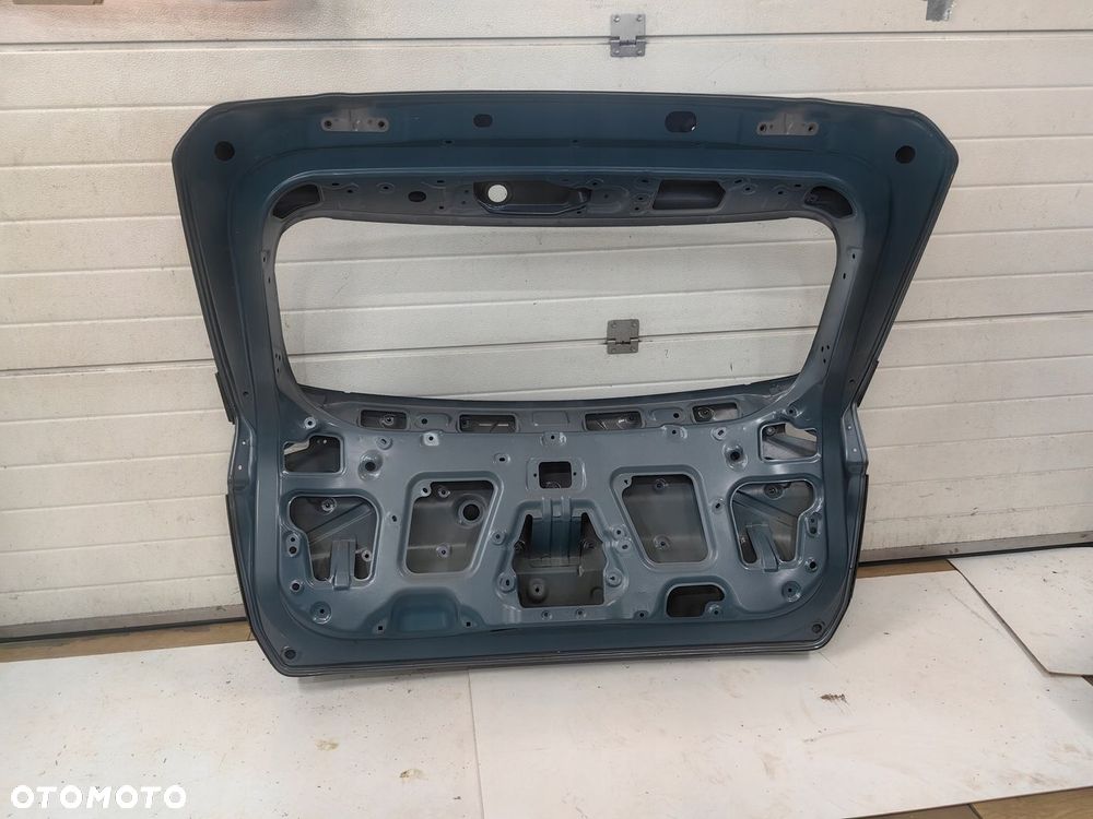 Kia Sportage V klapa blenda emblemat tył tylna 21- - 6