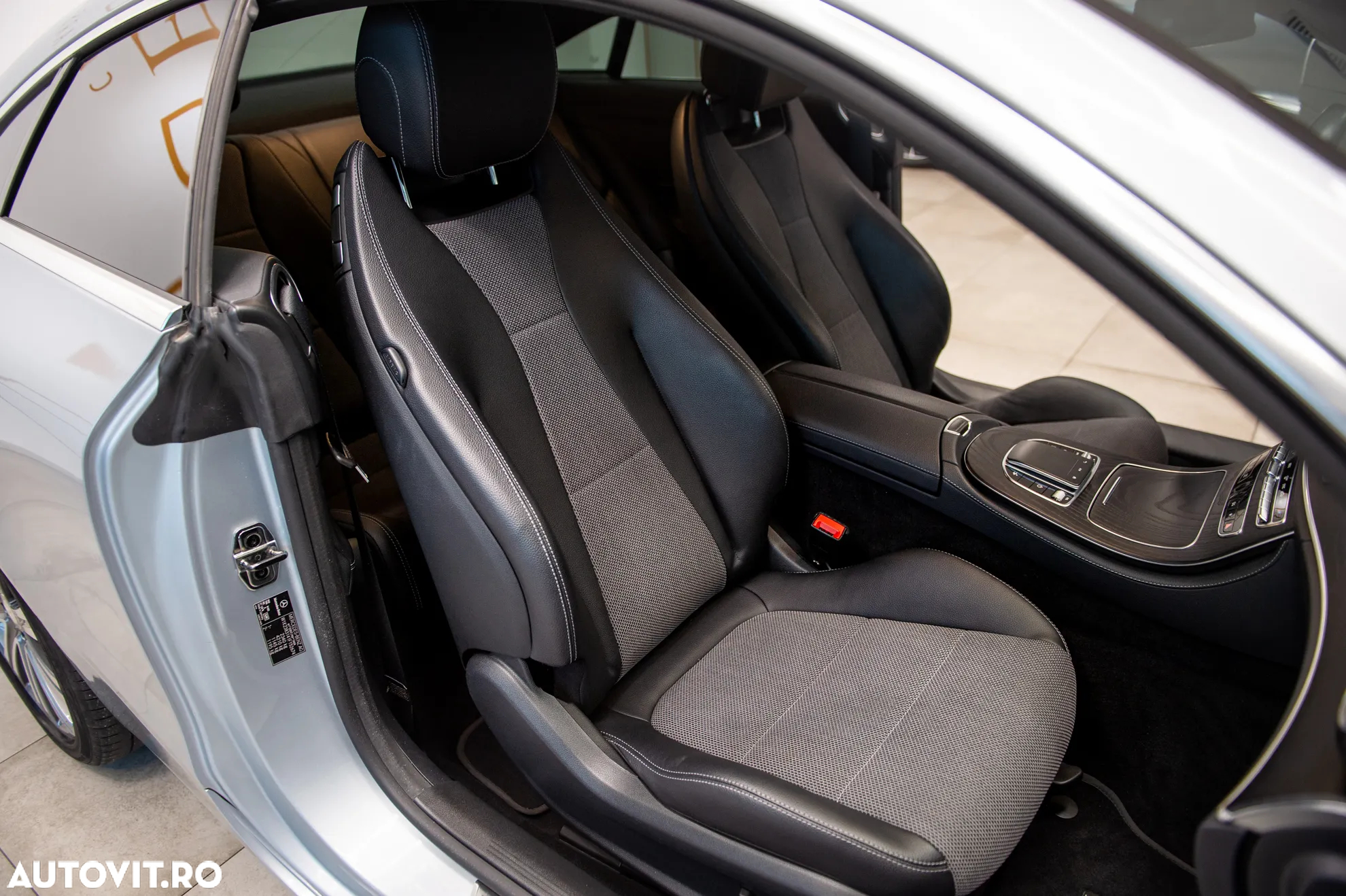 Mercedes-Benz E 220 d 9G-TRONIC Avantgarde - 24