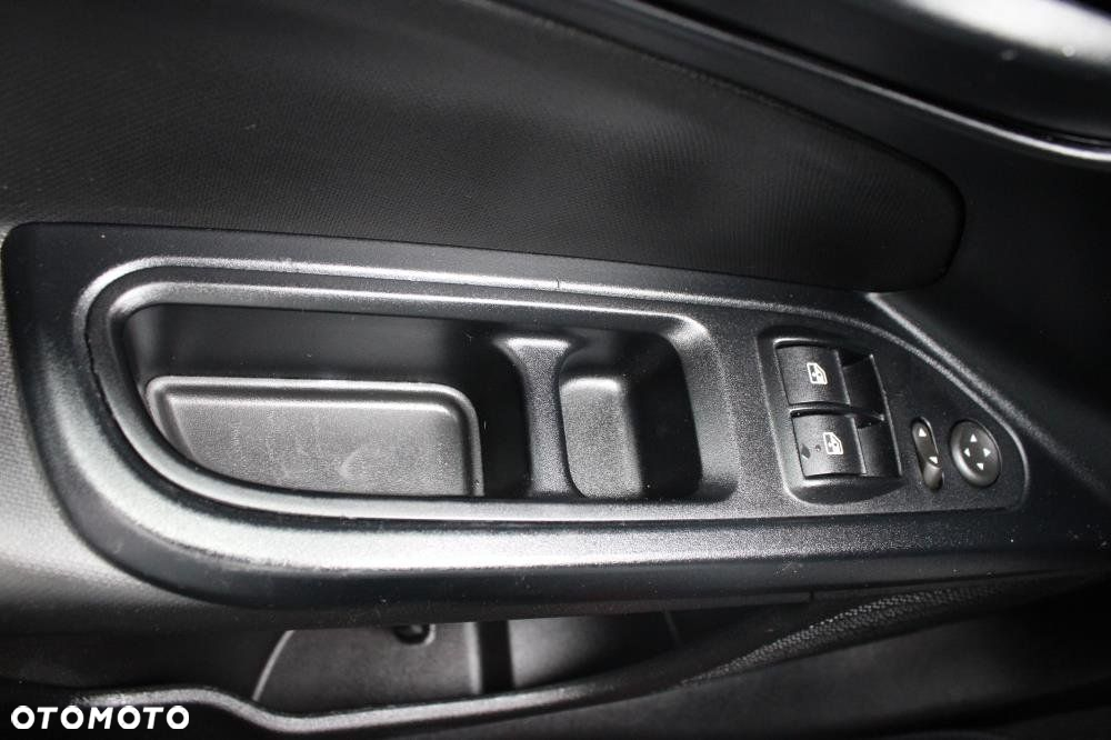 Fiat Tipo - 12