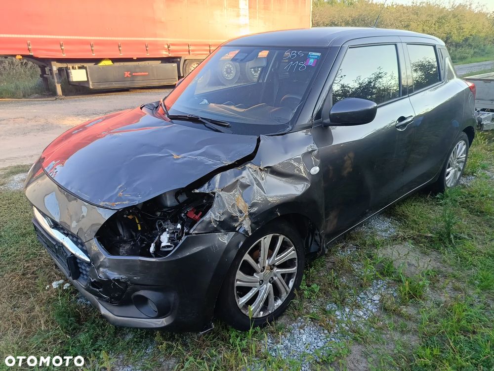 Suzuki Swift 1.2 Dualjet SHVS Premium Plus CVT - 7