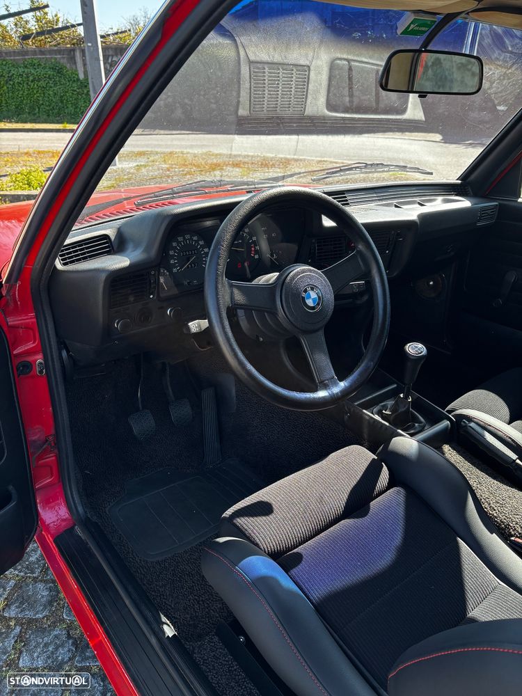 BMW 323 - 9