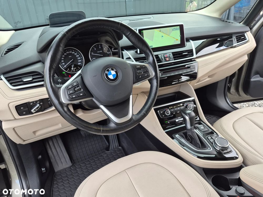 BMW Seria 2 218d Sport-Aut Luxury Line - 17