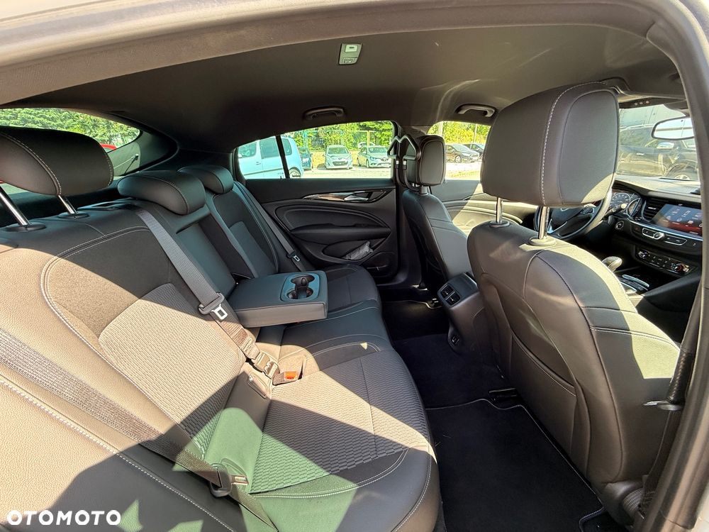 Opel Insignia 1.5 T Elite S&S Eco - 19