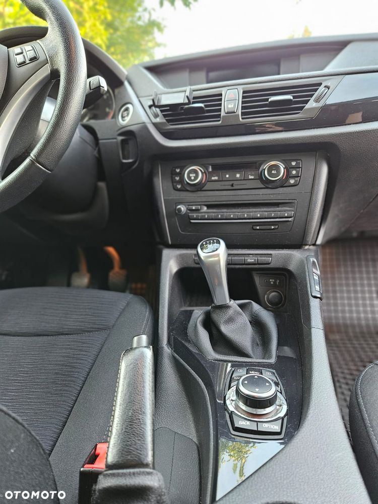 BMW X1 sDrive18d - 17
