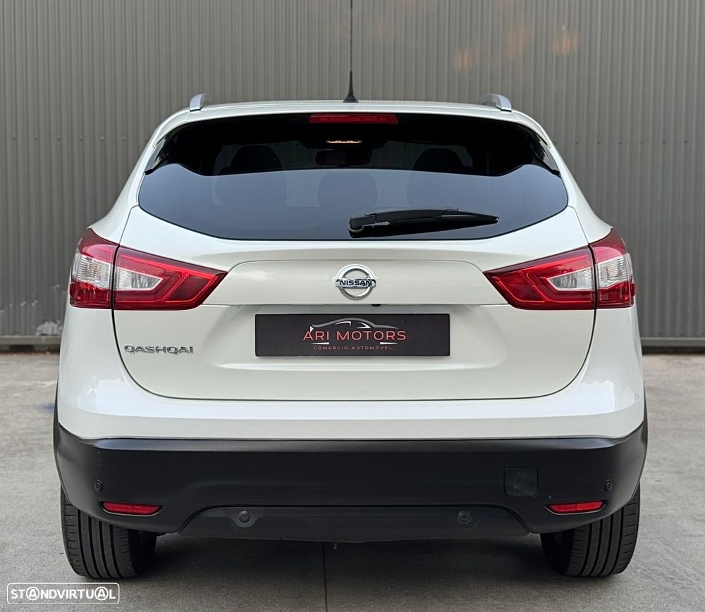 Nissan Qashqai 1.5 dCi N-Connecta - 6